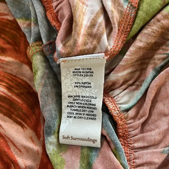 Soft Surrounding Fabiana Rouille Palms Hi
Low Jersey Ruffle Hem Dress - Picture 7 of 7